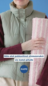 Talvikin voi tarjota siivousapua! ❄️ Vie matot pakkasilmaan, patista pölyt lumiharjalla, sulata pakastin tai tuuleta tekstiilit – lopputulos on kylmästi puhdas. ❄️ #Kiilto #KiiltoKoti | Kiilto Kodinpuhdistus