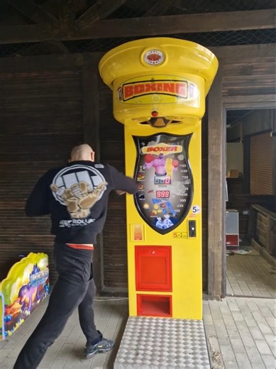 #viral siłomierz bokser boxer machin boxing machine punch 990 73kg #motivation #shorts #viralvideo