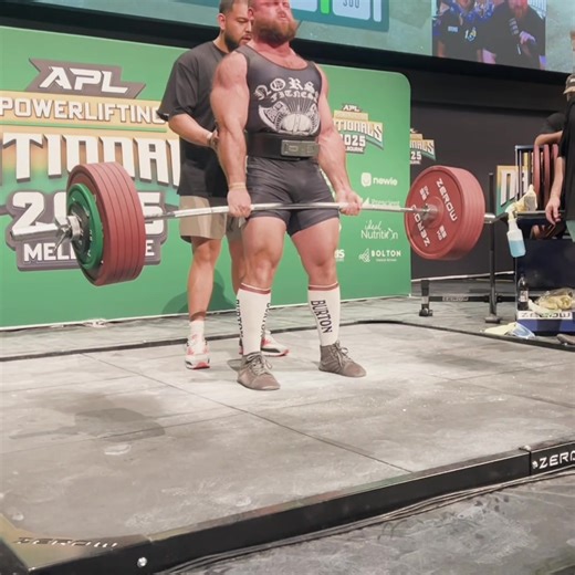 I posted a link on one of the previous posts - summed up nations well. However since it's a link the reach of it is barely visible, so unfortunately you will have to do a short scroll. Going to drop a few videos, one of each. Deadlift 300kg #powerlifter #powerlifting #strongman #bodybuilder #bodybuilding #physique #strong #strength | Garage Gym - Laird Ross