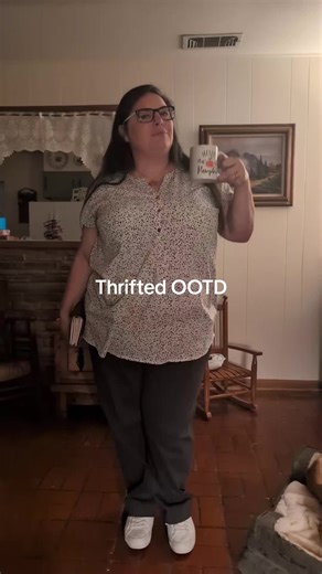 Thrifted OOTD. shirt and pants less than $6 total 😍 #thriftedootd #ootd #thriftfinds #thirfting #ootd