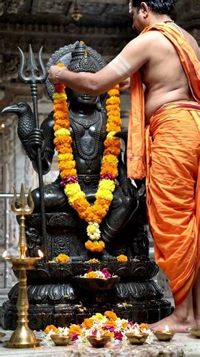 Shani Dev ki Vandana karte hue bhakti gana#sanatandharma #bhakti #Jay ShaniDev#dandadhikari#shorts