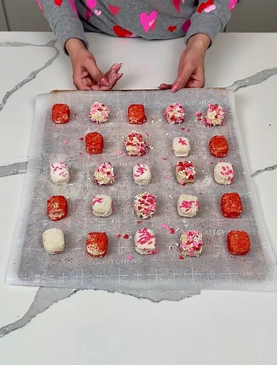 87K views · 2.2K reactions | easy cookie hack! these sugar cookies are so good! | Kristin's Friends | Facebook