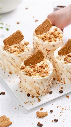 Caramel Cream Stump Cake Roll, soft and rich. You can easily make at home😋✨#cakeroll #chef #recipe