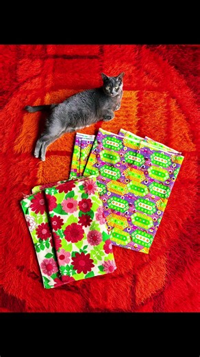 🌈🌼🧺 Cleaning out some of my personal vintage fabric stash today & apart from the two pieces seen at the end of this reel (pictured with Ruby 😻), which have now sold, all of the rest are up for preclaims over on my Instagram now! #vintage #vintagefabric #vintagetextiles #vintagevibes #vintagecollection