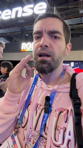 #Hisense aduce un nou nivel de culoare la #CES2026 cu tehnologia RGB MiniLED evo! 🟦 Am pus ochii pe uriașul 11UXS, care adaugă al patrulea LED — Sky Blue Cyan — pentru nuanțe mai naturale, umbre fine și 5000 nits luminozitate 🔥. Bonus: sunet Devialet integrat. Iar microLED-urile MXS vin acum cu sub-pixel galben pentru și mai multă fidelitate. Culoarea prinde viață în 4 nuanțe! Vezi totul pe site 👇 #foryou #Hisense #RGBMiniLEDevo #LasVegas #11UXS | Mobilissimo.ro