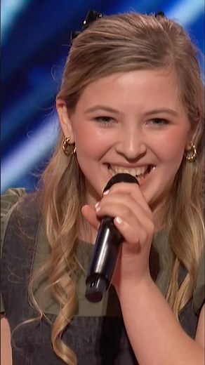 This girl can SING! 🤩