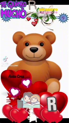 Animated Love Scenes Featuring a Cute Cartoon Bear