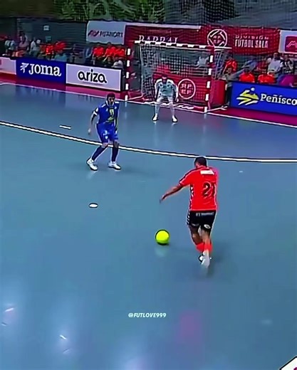 Dribles Mágicos no Futsal: Aprenda Habilidades Incríveis