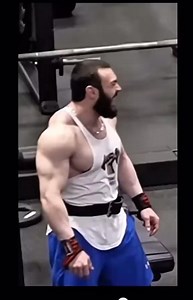 2.8M views · 10K reactions | #gymprankcleaner #anatolyprank #cleaner #prank #bodybuilder #gymprank #powerlifter #anatoly #fitness | atamalimuhsin | Facebook