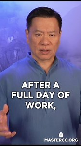 Why do you emotionally unload after a stressful day — even when you try not to? 😔 You hold it together at work… Keep a brave face through tough conversations… But the second you're home, the tension spills out — sometimes on the people you love most. It’s not weakness. It’s not lack of control. It’s energy buildup. ⚠️ Stress, emotion, and energetic tension accumulate in your system all day long — unless you learn how to clear it. When you don’t? You absorb, suppress, and eventually explode — me