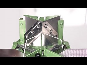 Changing the blades of the guillotine