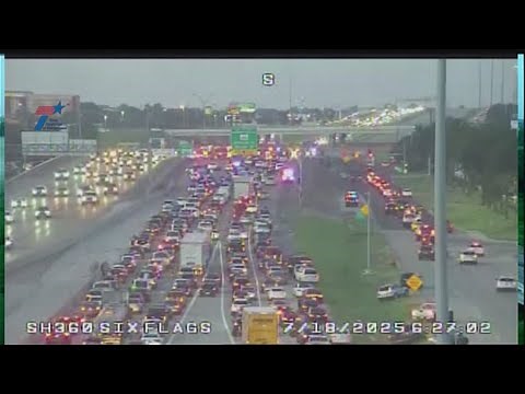 Fatal crash shuts down 360 at I-30 in Arlington