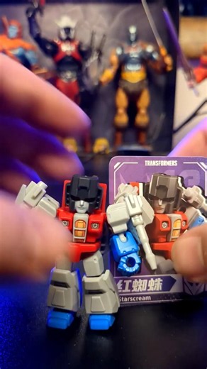 Starscream Blokees Defender Build #starscream #blokees #defender #model #transformers #chrislatta
