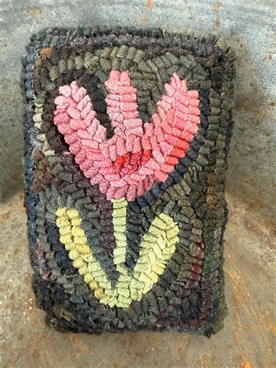 Primitive Folk Art Wool Hooked Rug Pillow ~ Pink Tulip #1 - Etsy