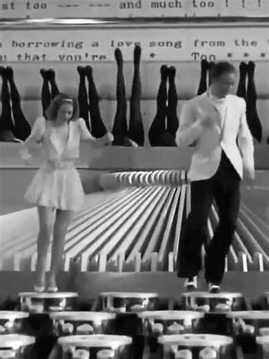 🕺💃 Tap Dancing on a Giant Typewriter – 1937 Magic in Motion! ✨ #VintageDance #1930sHollywood #TapDance #OldHollywood #ClassicCinema #BlackAndWhiteMagic #DanceLegends #RetroVibes #GoldenAge #TypewriterDance #MomentsToRemember #NostalgiaReel #TimelessArt | Moments to Remember