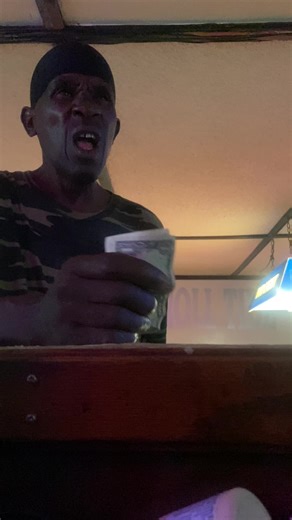 Funny moments: when you didn’t have enough money 😂