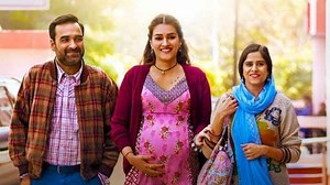 Mimi Movie Review in Hindi | मिमी : फिल्म समीक्षा