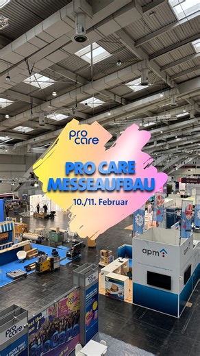 Es geht endlich los! 🎉 Heute werden noch fleißig all die tollen Stände der Pro Care 2026 aufgebaut, die ihr morgen und übermorgen besuchen könnt. 🤗 Darauf dürft ihr euch freuen: 👉 Rund 250 Aussteller aus der Pflegebranche 👉 Hochkarätige Speaker, die mit innovativen Ansätzen die Zukunft der Pflege gestalten 👉 Spannende Fachvorträge, Panel-Diskussionen und Best Practices aus der Praxis 👉 Interaktive Workshops für neue Impulse und wertvollen Wissenstransfer 👉 Networking-Möglichkeiten mit Bra