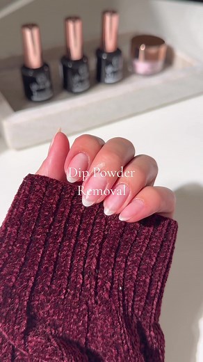 💅🏼 Dip Powder Removal: 1. File off top coat/shine 2. Pour hot water into bottom container. It must be hot enough to warm the acetone through the lid for proper removal. 3. Use 100% Acetone in the top container. Not nail polish remover, not acetone free. Must be 100%. 4. Use cotton to rub your nails against and speed up the removal. 5. Soak Nails 2-3 min and then start rubbing against the cotton. *Moisturize your hands and cuticles with cuticle oil before started to prevent dryness that can be 