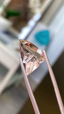 6.44 Ct Certified No Treat Natural Light Orangy-pink Morganite Carving - Etsy