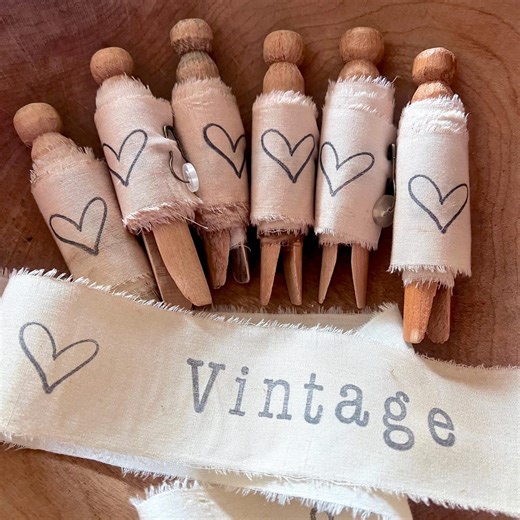 1 Yd Stamped Coffee Dyed Muslin Ribbon - Alternating Heart Symbol & "vintage" Word Ribbon - Grungy Primitive Crafts - Junk Journals - Gifts - Etsy