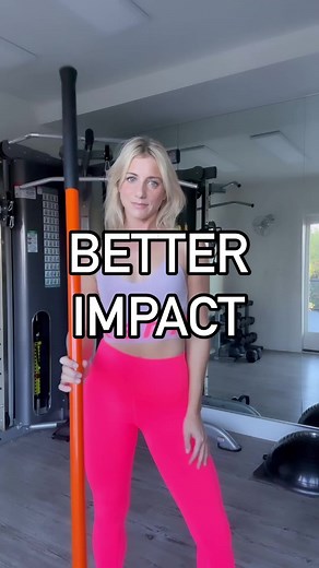 Golf motion tips from @jenniferfleischer 🏌🏽‍♀️ “Here’s a stretch to help you create a bigger turn and a more powerful impact position. ⛳️ Targeting the thoracic spine, hips and low back muscles, this stretch can help you get into more ideal positions in your swing for solid contact. Plus it feels amazing! 🙌” 🎥: @jenniferfleischer | Stick Mobility