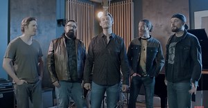 5 A Cappella Men Of Home Free Sing “Forever and Ever, Amen” - Video