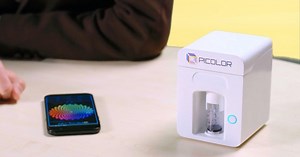 Picolor creates custom colors for artists