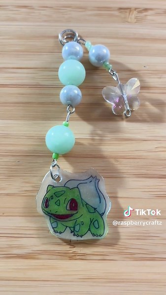 bulbasaur keychain 🌱 #bulbasaur #pokemon #keychain #beads #handmade #fyp