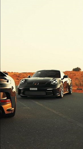 Today’s mood is set to Porsche 911 S/T in the desert 🏜️ #porsche #dubai #cars