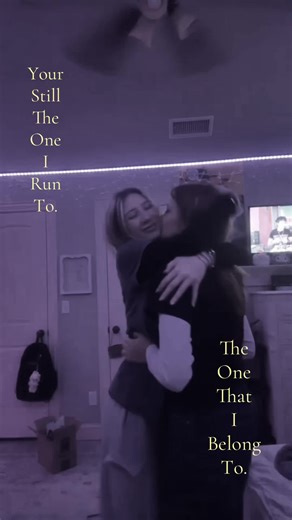 I love my girlfriend😼🫰 #ifeelgay #wuhluhwuh😋 #ilovemygf #ilovesember #imissher