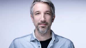 Le spectacle de l’humoriste français Guillaume Meurice déprogrammé à Uccle : 'non, ce n’est pas de la censure' - RTBF Actus