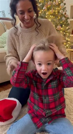 295K views · 2.2K reactions | Holiday Hair Magic! See the cutest Santa hat surprise! #fblifestyle #AI Generated using Kling AI . . . (For entertainment purposes only. Consult professionals if guidance on activities is presented. No brand affiliation is implied if any are shown. If inspired by true events, creative adaptations may be included. Content may include public footage.) | Fabiosa Daily | Facebook