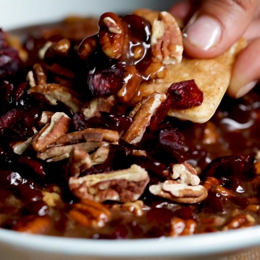 122K views · 396 reactions | This Pecan Pie Dip is the perfect cozy dish! see and shop the recipe: https://tasty.co/buy/pecan-pie-dip | Tasty | Facebook