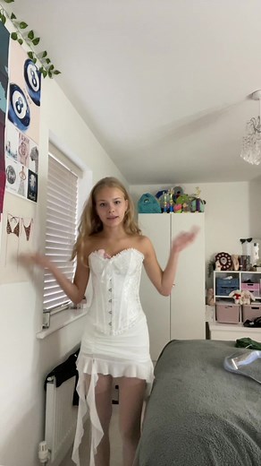 Corpse Bride Halloween Costume Try-On from SHEIN UK