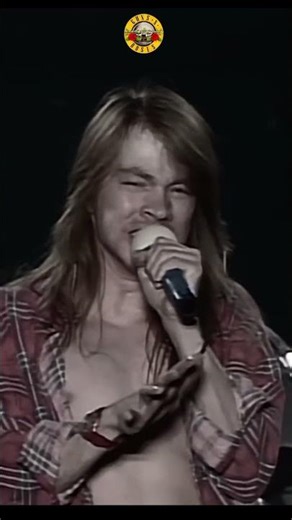 🔫 GUNS N' ROSES🌹- SWEET CHILD O' MINE (Live TOKYO 1992) #gunsnroses #lyrics #rock #music #concert