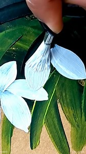 Painting Bright Daffodils Easily | Colors N Shades-The magical Rendering