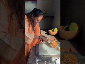 How to cut Pineapple.