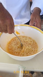 ¿Y que significa la sartén boca abajo? ¡¡¡VIERNES!!! Tortilla de patatas con calabacín | Restaurante Los Alba