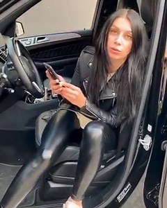 28K views · 441 reactions | 홈홖홧홮 I love leather clothes✨and good cars  I don 't sell or buy anything✖️ I only advertise verified items and services DM only for cooperation ⚠️ https://instagram.com/marmeles.official?igshid=1tjsva5wi63qi | Alessandra Pvc Látex | Facebook