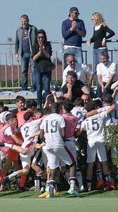 Vittoria in rimonta per l’Under 17 guidata da Alberto Piras: questa la rete del 3-2 finale sull’Hellas Verona realizzata da Samuel Ardau al 94’! Tre punti anche per l’Under 14 pro sul Renate 💪🏼 Riprese effettuate da @lagiovaneitalia 📹 Nelle stories il racconto del weekend 🔗 | Cagliari Calcio