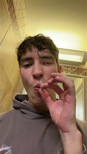 THICK CLOUDS in the Bathroom! #shorts #420 #cannabiscommunity