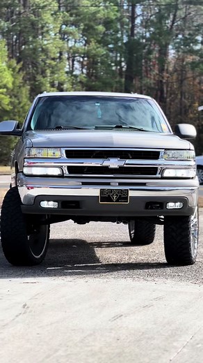 New Wheel Installation for Lifted Truck Enhancements