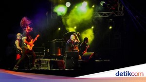 Craig Michael Jones Hengkang dari Slipknot!