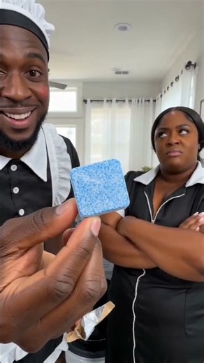 The Two Maids Found One Blue Tablet and the Whole Laundry Room Changed 😂🧺