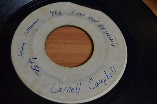 Cornell Campbell - The Sun Stop Shining