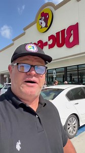 580K views · 23K reactions |  O Maior Posto De Gasolina Do Mundo...