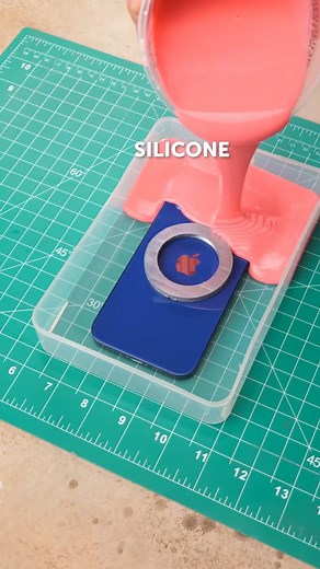 21K views · 153 reactions | Amazing phone case with silicone! | 5-Minute Crafts USA | Facebook