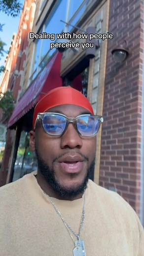 Understanding Perception: How Others See You vs. How You See Yourself