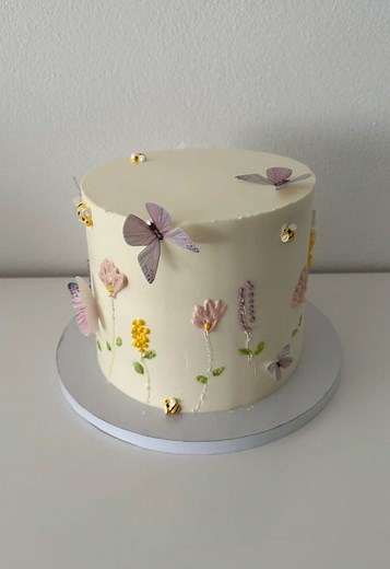 Flowers cake 😍 #cake #videoviral #flowers #fyp #liebezumdetail